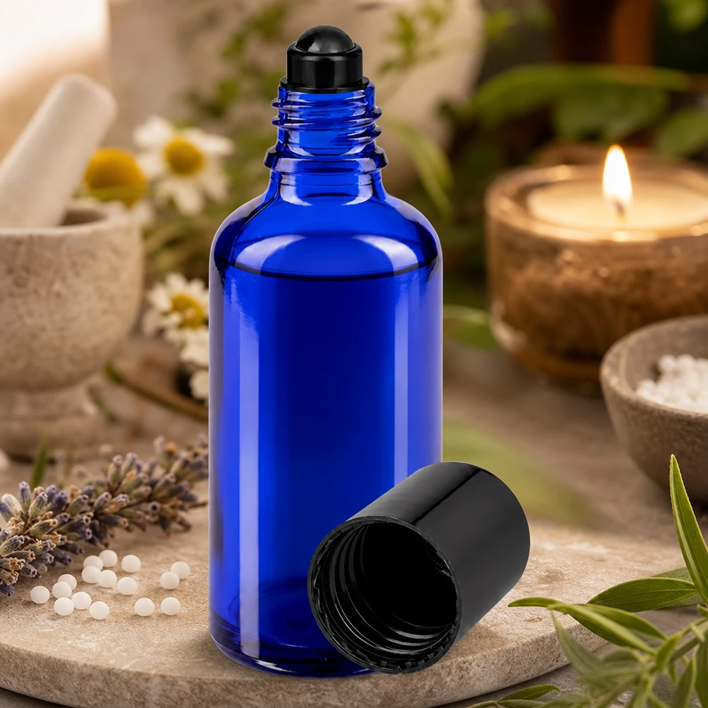 Blaue Rollerflasche 50ml mit schwarzer Applikatorkugel für Aromatherapie und Naturheilkunde