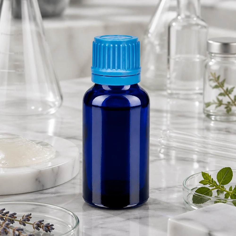 Kompakte BlueLine 20ml Glasflasche mit UT18/20 Gewinde für sichere Aufbewahrung von Essenzen