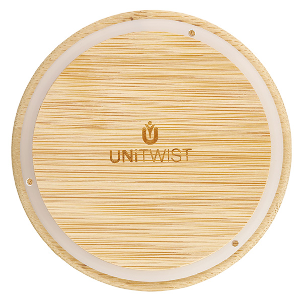 1062ml Tulpenglas WECK RR100 mit Holzdeckel UNITWIСT Holzdeckel für WECK RR100 von oben mit sichtbarem Logo und Holzmaserung auf weißem Hintergrund