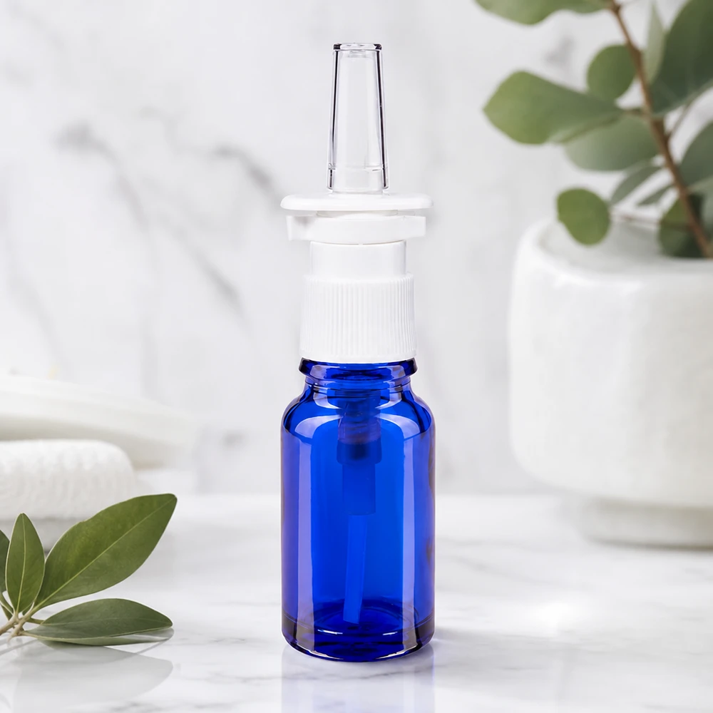 Apothekenflasche blau 10ml Nasenzerstäuber weiß Standard 10ml Nasenspray-Behälter aus blauem Schutzglas mit weißem Standardaufsatz