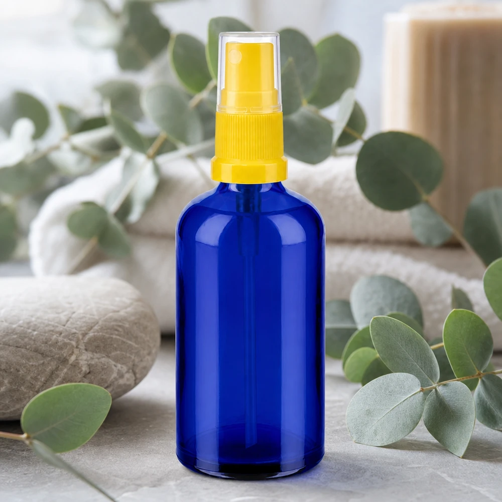 Hochwertige 100ml BlueLine Sprayflasche mit optimaler Sprühleistung für Hautpflege-Produkte
