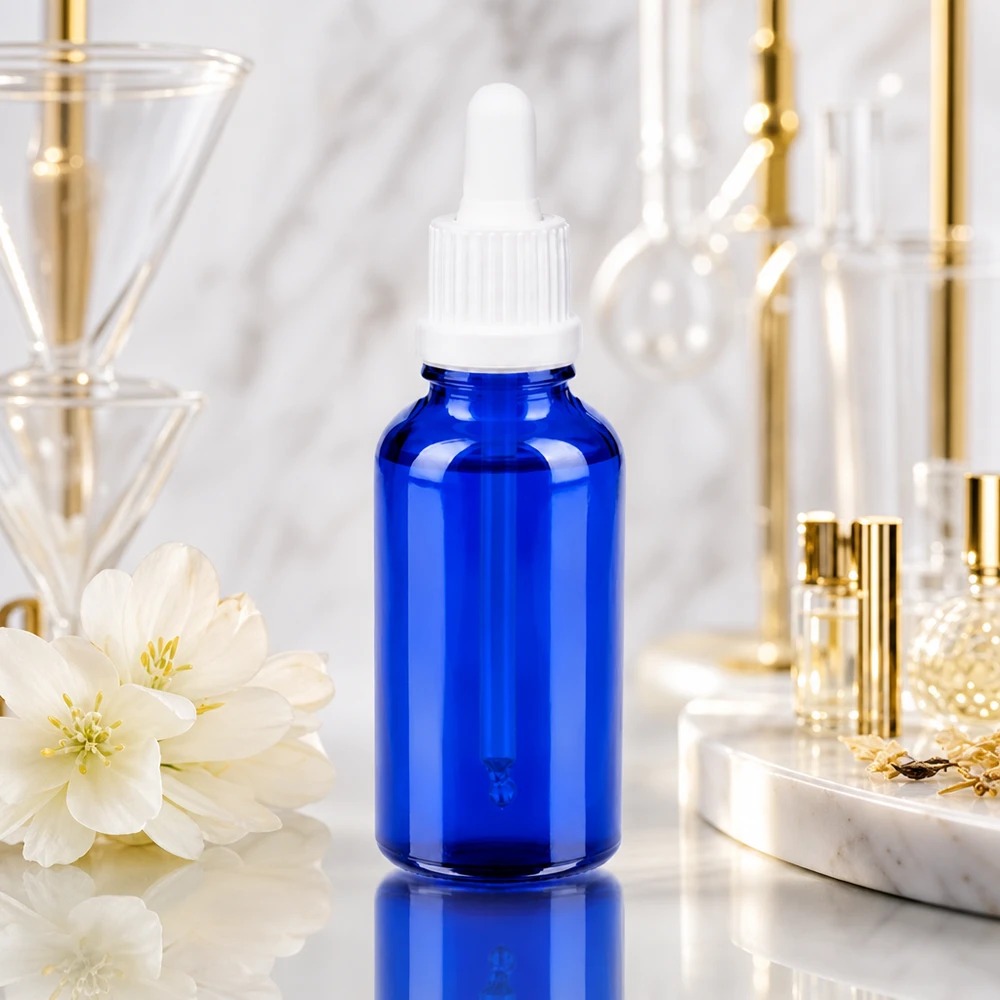 Kompakte 30ml Glasflasche BlueLine UT18 DIN18 perfekt für Reisen und mobile Anwendungen