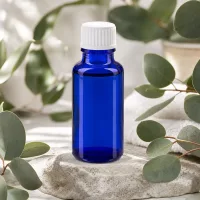 Hochwertige kobaltblaue 20ml Flasche aus Apothekenglas mit weißem Originalverschluss