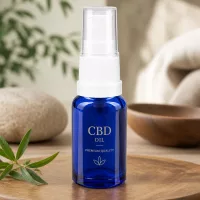 Hochwertige 10ml blaue Glasflasche mit weißem Zerstäuber für Premium Öle und Essenzen
