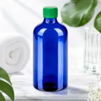 Robuste Tropfflasche 100ml mit mattiertem blauen Glas und grünem Standardgewinde UT18 Verschluss