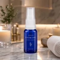 Hochwertige 10ml Pumpflasche aus blauem Glas mit weißem Zerstäuberkopf für Kosmetik