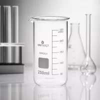 Professionelles Laborglas UNITWIST 250ml hohe Form mit Ausgießer und weißem Schreibfeld BORO3.3