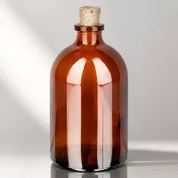 Klassische Medizinflasche 100ml in Braunglas mit zylindrischem Korpus und Naturkorken 11/14mm
