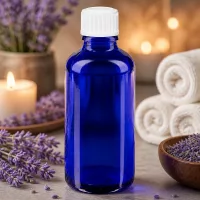 Dunkelblaue UV-Schutz Tropfflasche 50ml aus pharmazeutischem Glas mit weißem Verschluss