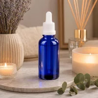 30ml Tropfflasche BlueLine UT18/30 aus UV-schützendem Glas für langanhaltende Produktqualität