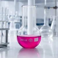 Laborkolben 250ml Weithals mit ergonomischer Form für komfortable Handhabung im Labor