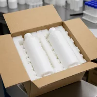 Apothekenflaschen 250ml aus HDPE Kunststoff weiß in Versandkarton verpackt