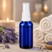 Vielseitige 30ml Flasche mit Sprühaufsatz für Gesichtswasser und Pflegesprays