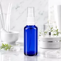 UV-Schutz Sprayflasche aus blauem Glas 30ml ideal für Seren Hydrolate und Raumsprays