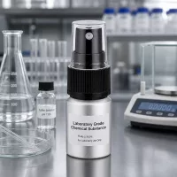Robuste 10ml Alu Sprayflasche mit ergonomischem Pumpkopf für den täglichen Laboreinsatz