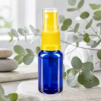 Hochwertiger 10ml ApoGlas Behälter blau mit Feinnebel Zerstäuber gelb und Schutzkappe