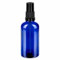 Kompakte 100ml Glassprayflasche blau mit schwarzem Zerstäuber - BlueLine UT18/100