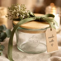 WECK Mini Sturzglas 35ml mit Holzdeckel als Geschenkidee mit grüner Schleife Blumen und Made with Love Anhänger