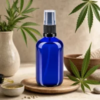 UV-Schutz Glassprayflasche 100ml in Blau mit Pumpzerstäuber für CBD und Naturkosmetik Anwendungen