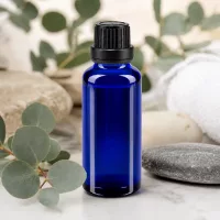 Hochwertige blaue 30ml Braunglas-Alternative aus ApoGlas mit Tropfeinsatz 2mm und OV-Schraubdeckel