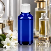 Stilvolle 30ml Blauglasflasche mit praktischem Verschlusssystem für Aromatherapie-Mischungen