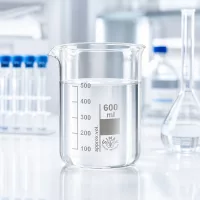 Klares Messglas 600ml niedrige Form mit ergonomischem Design für einfache Handhabung