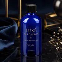 Lichtschützende blaue Glasflasche 100ml mit praktischem Tropfverschluss für empfindliche Substanzen