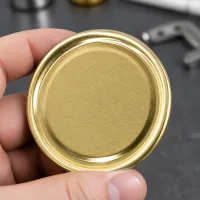 Dichtungsrand goldener TO43 Einmachdeckel UNiTWIST BioSeal BPA-NI unitemp Rillenstruktur