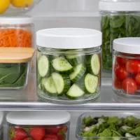 135ml Rundglas BasicSeal Deckel weiß Kühlschrank Meal Prep geschnittene Gurken Gemüseaufbewahrung Frischhaltung