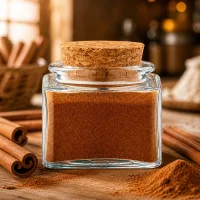 Klarglas Gewürzbehälter 40ml mit Korken und frisch gemahlenem Zimt für die Küche
