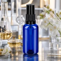 Elegante 30ml STD BlueLine Sprayflasche mit schwarzem Zerstäuber für stilvolle Aufbewahrung