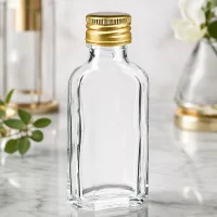 Rechteckige 50ml Glasflasche Meplat transparent mit goldfarbenem Aluverschluss PP22
