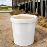 Weißer 10,7 Liter Mehrzweckeimer aus Polypropylen mit breiter Öffnung für Futtermittelbetrieb